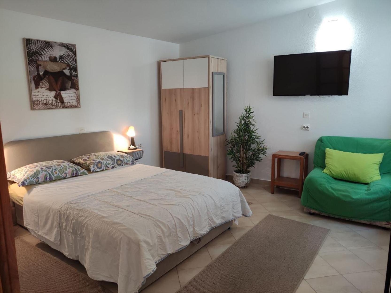 Garni Ivanac Holiday home Brela