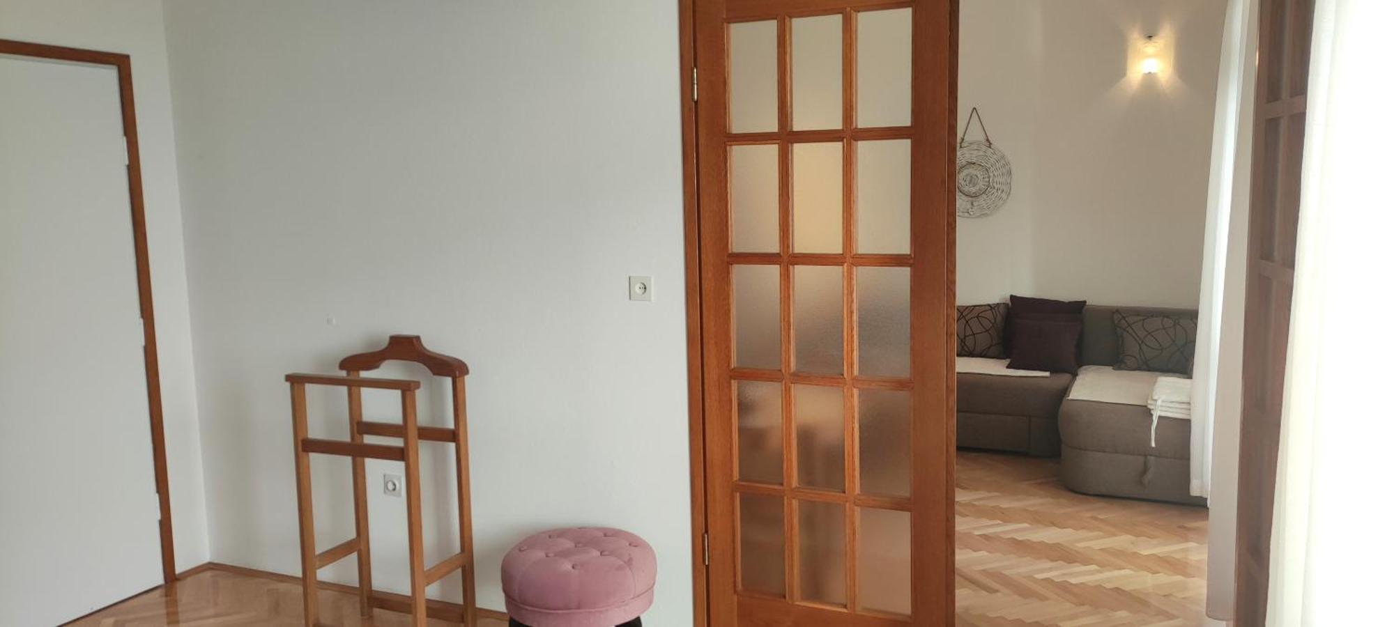 Garni Ivanac Holiday home *
