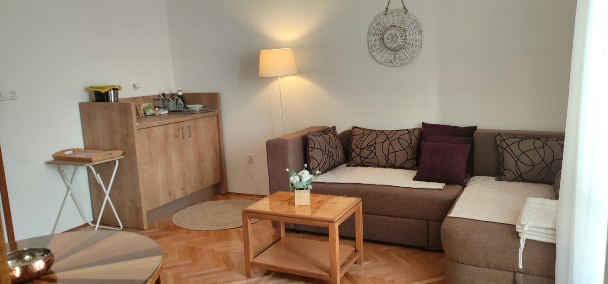 Holiday home Garni Ivanac Brela